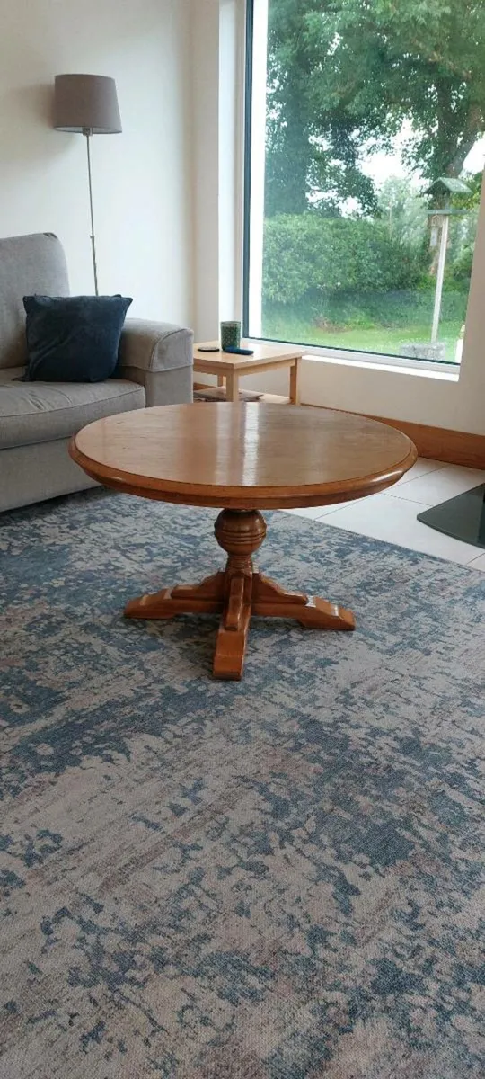 Coffee table - Image 1
