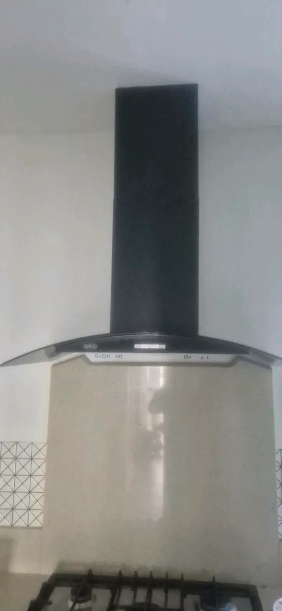 Extractor hood