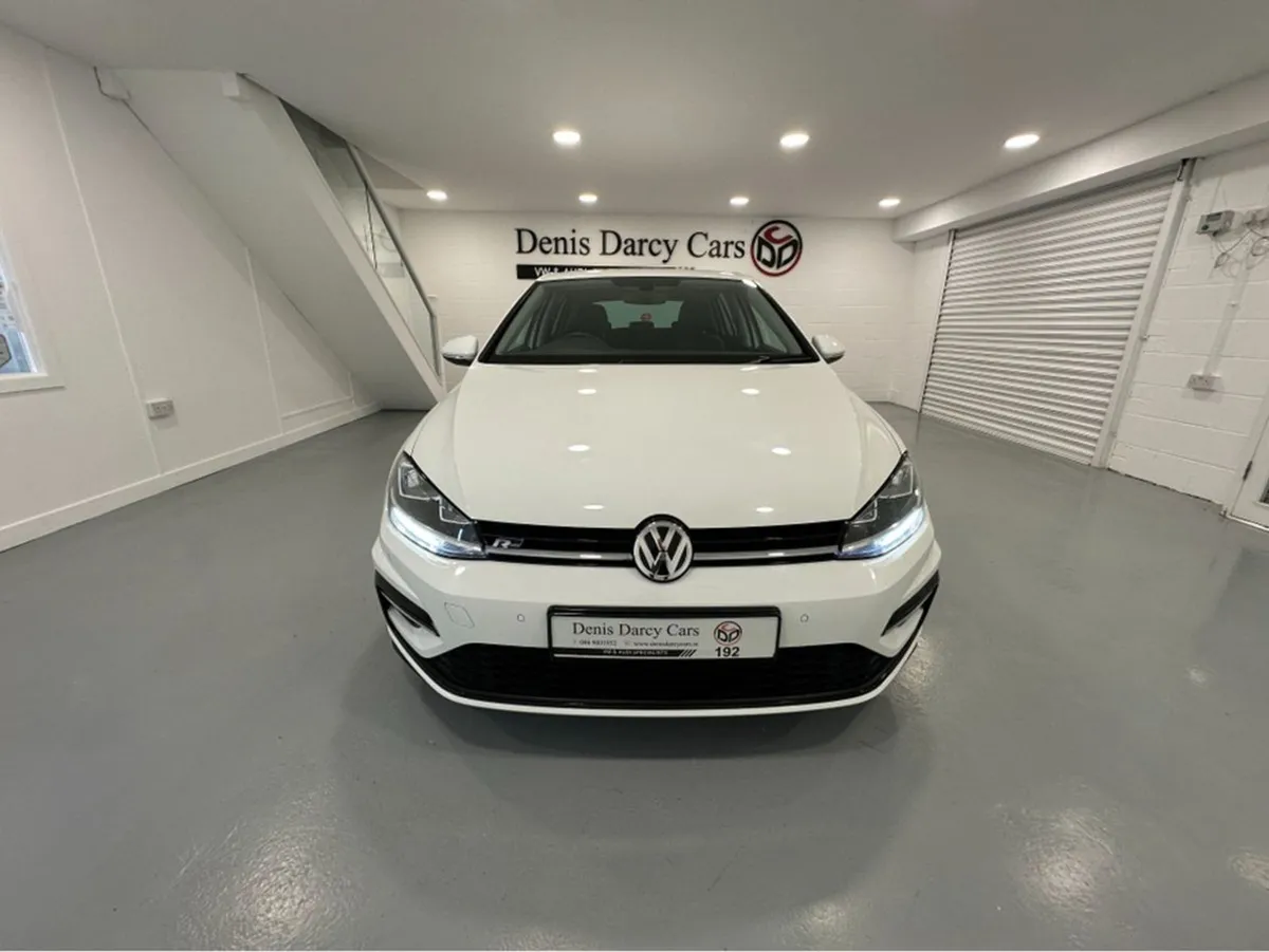 Volkswagen Golf R-line 1.5 TSI DSG 5DR 150HP - Image 4