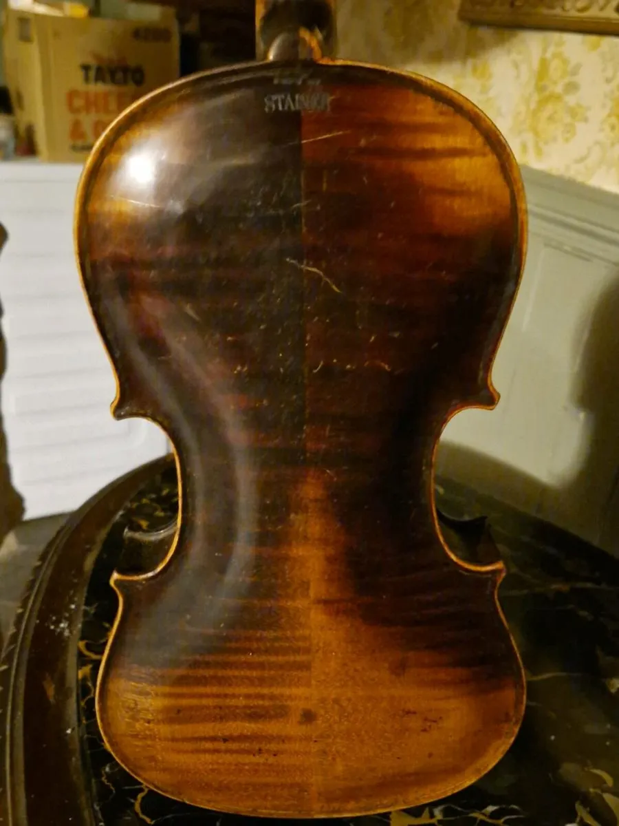 Violin - Image 2