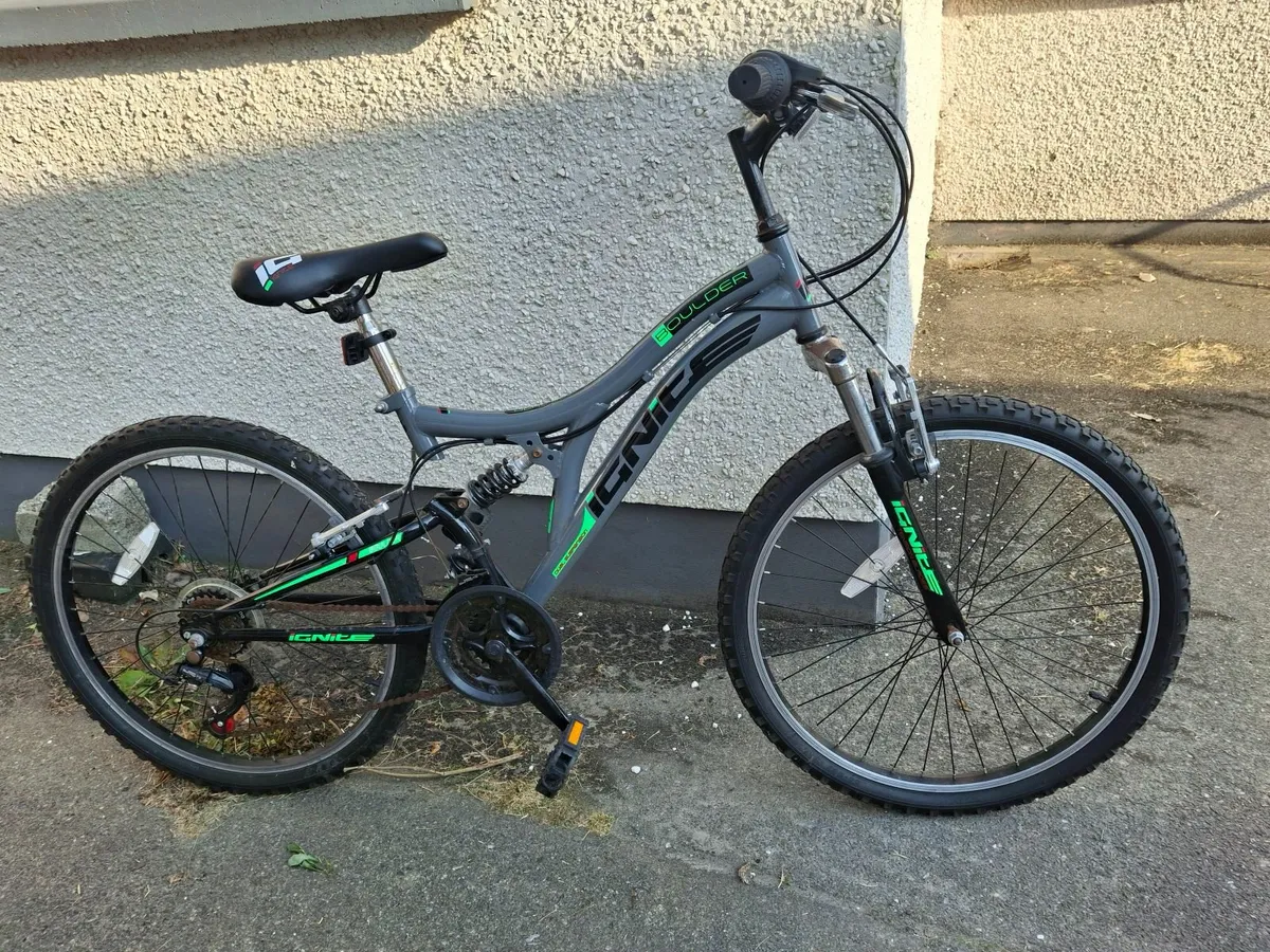 Boys bike - Image 2