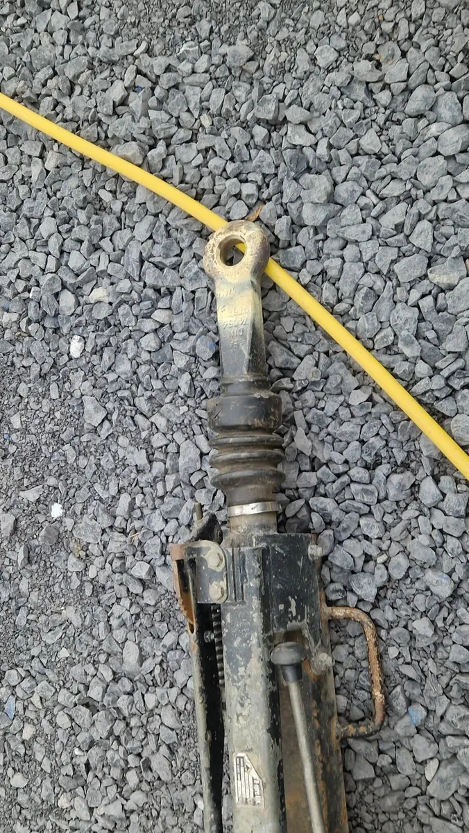 Comp  C20 Air compressor - Image 3