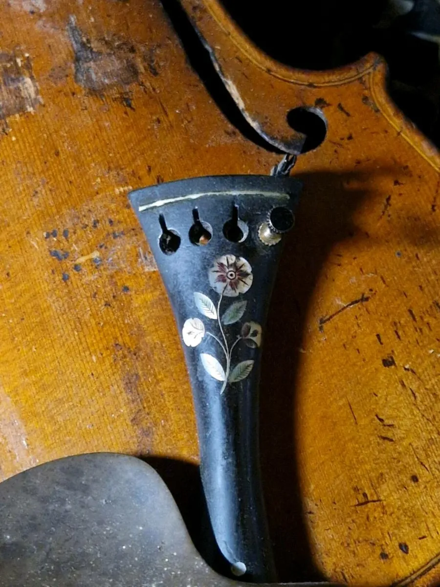 Violin - Image 3