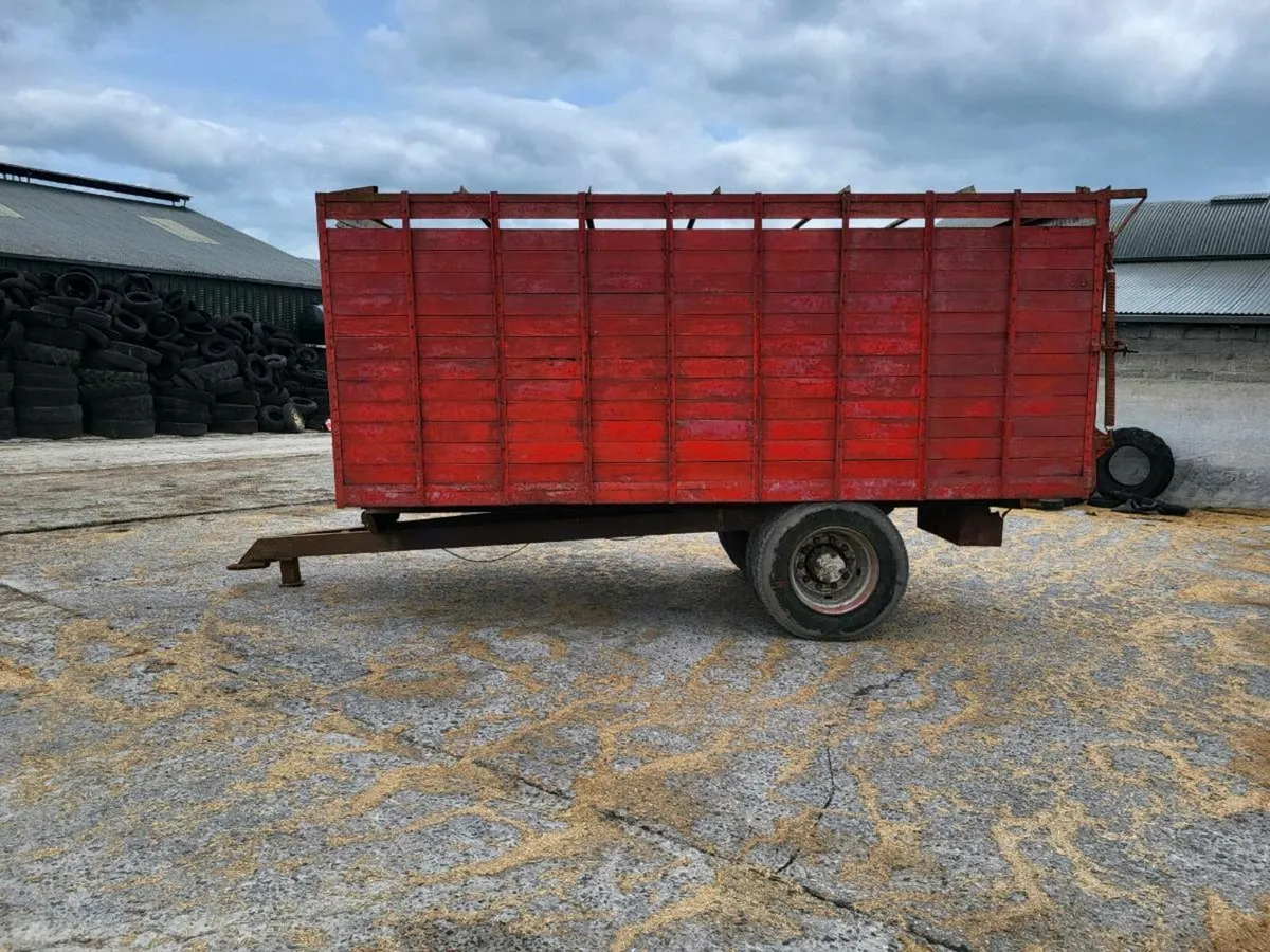 Cattle trailer - Image 1
