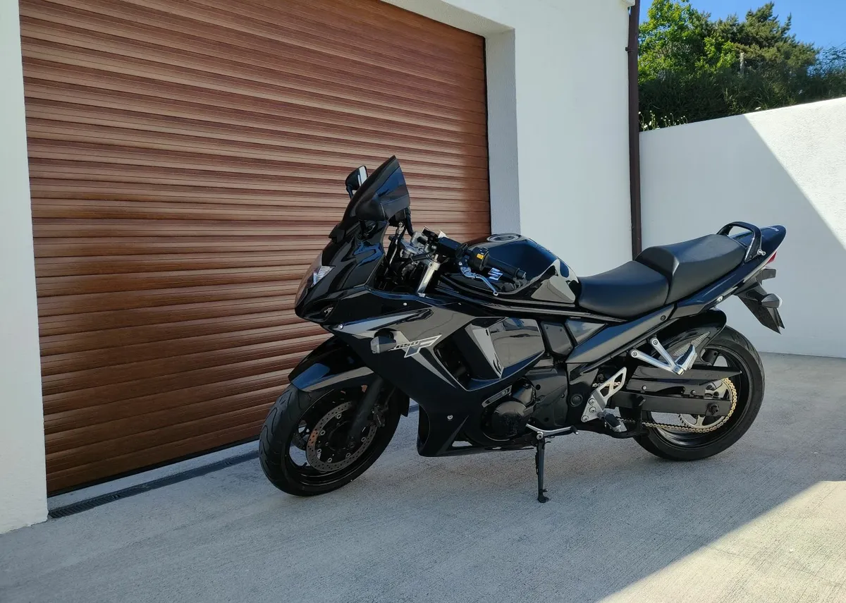Suzuki GSF 650F 2012 - Image 1