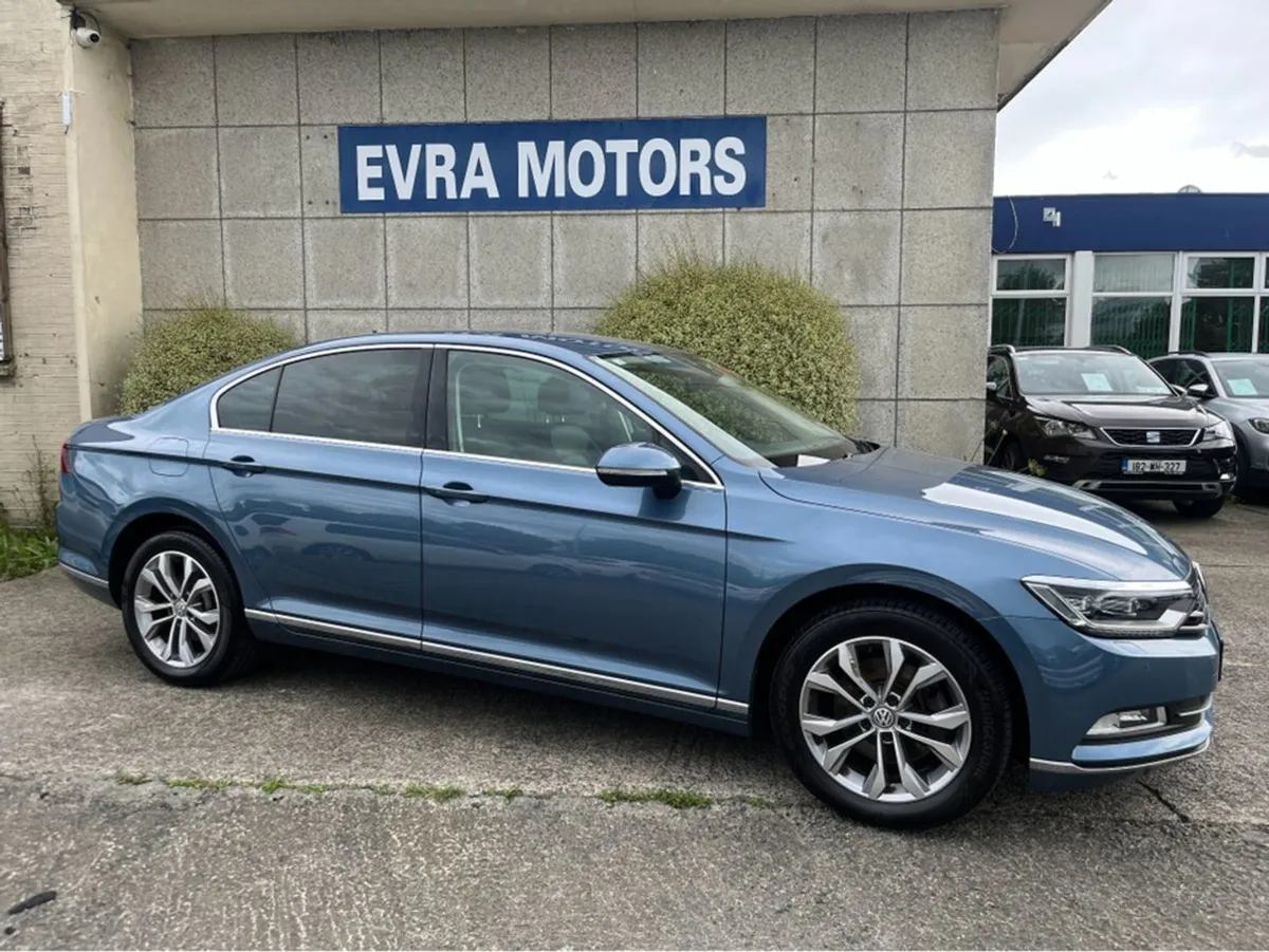 Volkswagen Passat Highline Automatic 1.4 Petrol / - Image 3
