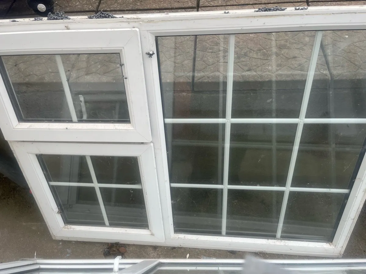 2 white pvc double glazed windows - Image 3