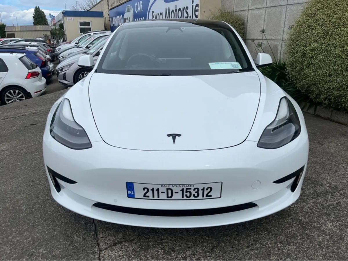 Tesla Model 3 M3 SR Electric - Image 2