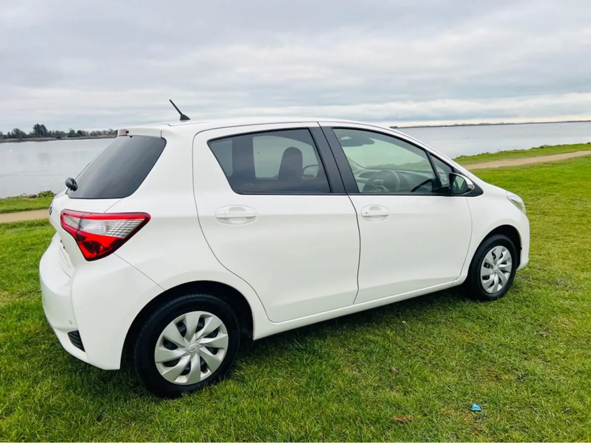 Toyota Vitz 1.0 Petrol Auto - Image 3