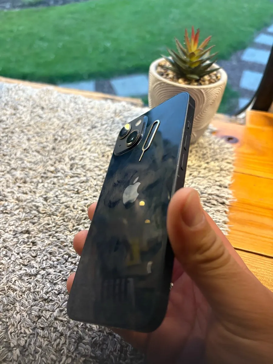 iPhone 13 128gb - Image 1