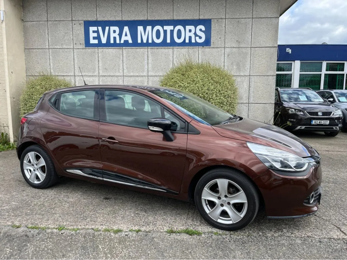 Renault Clio IV Dynamique 1.2 Petrol //low Miles// - Image 3