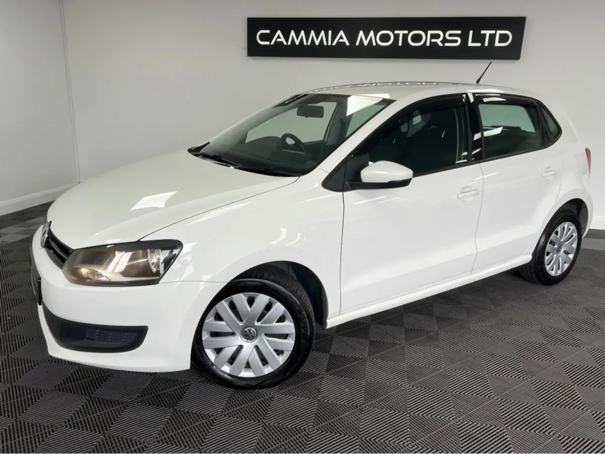 Volkswagen Polo  volkswagen Polo   dsg Automatic - Image 4