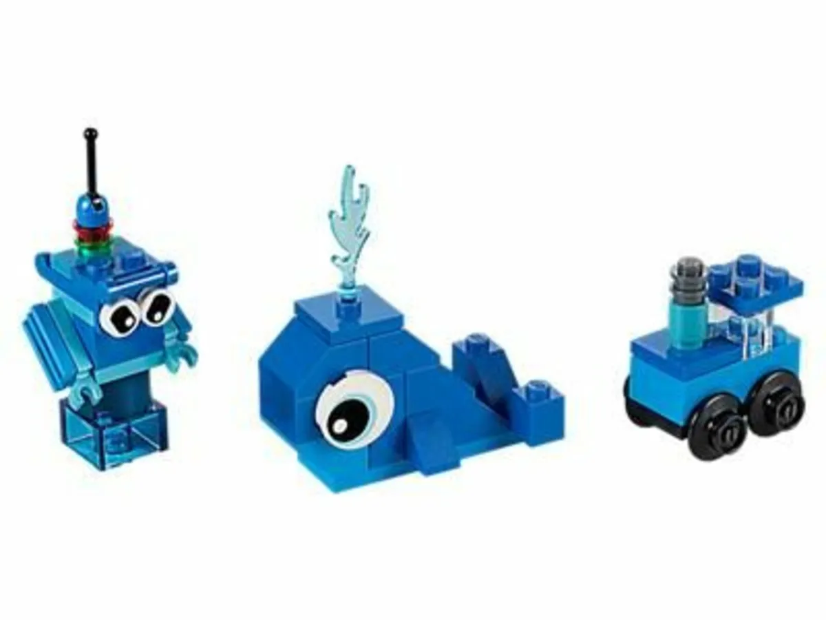 LEGO Creative Blue Bricks - retired set - Image 2
