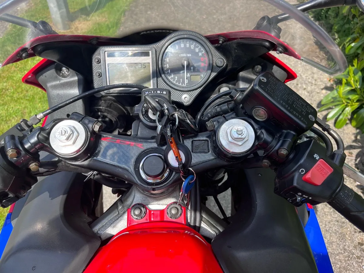 Honda CBR600 f4i - Image 3