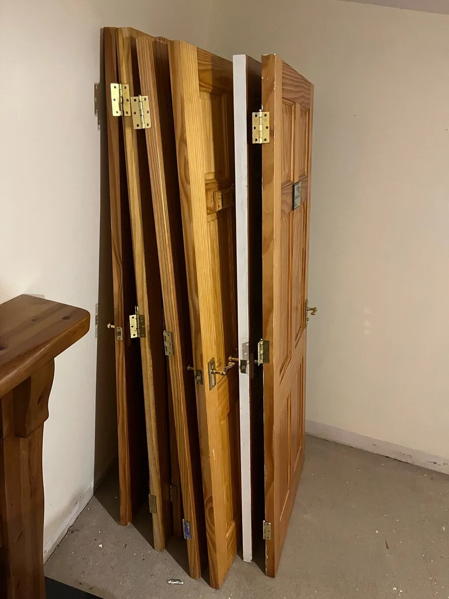 Pine Doors - Image 2