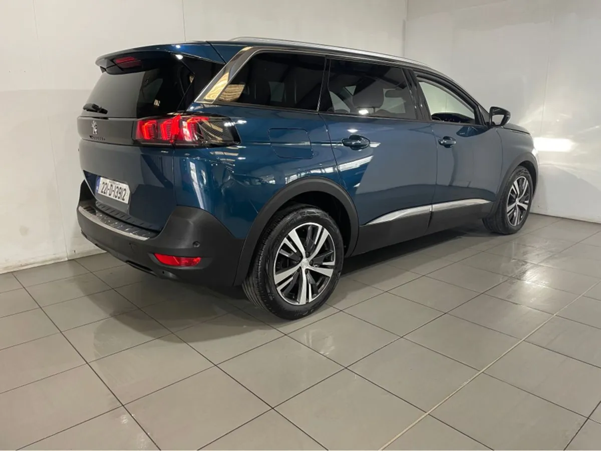 Peugeot 5008 Allure 1.5 Blue HDI 130 Full Service - Image 4
