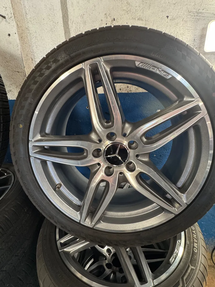 2019 Mercedes E220 19 AMG  Original Alloys - Image 1