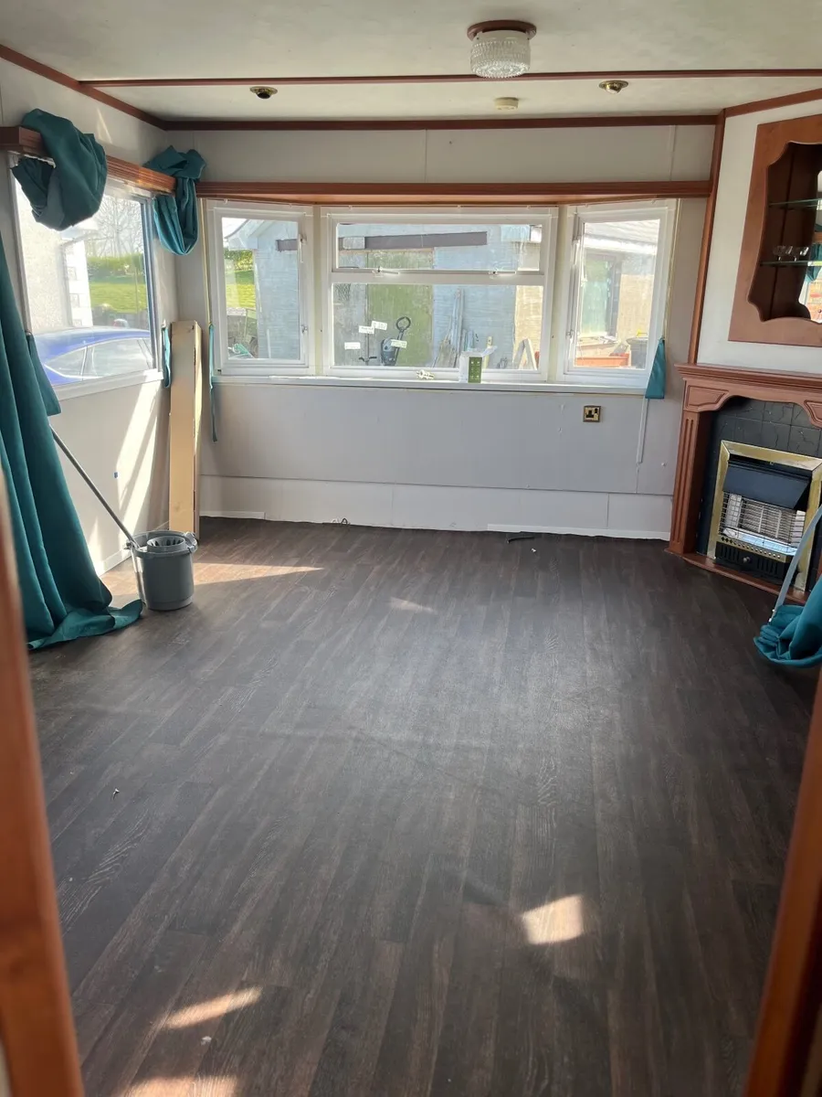 Mobile home double glazed - Image 3