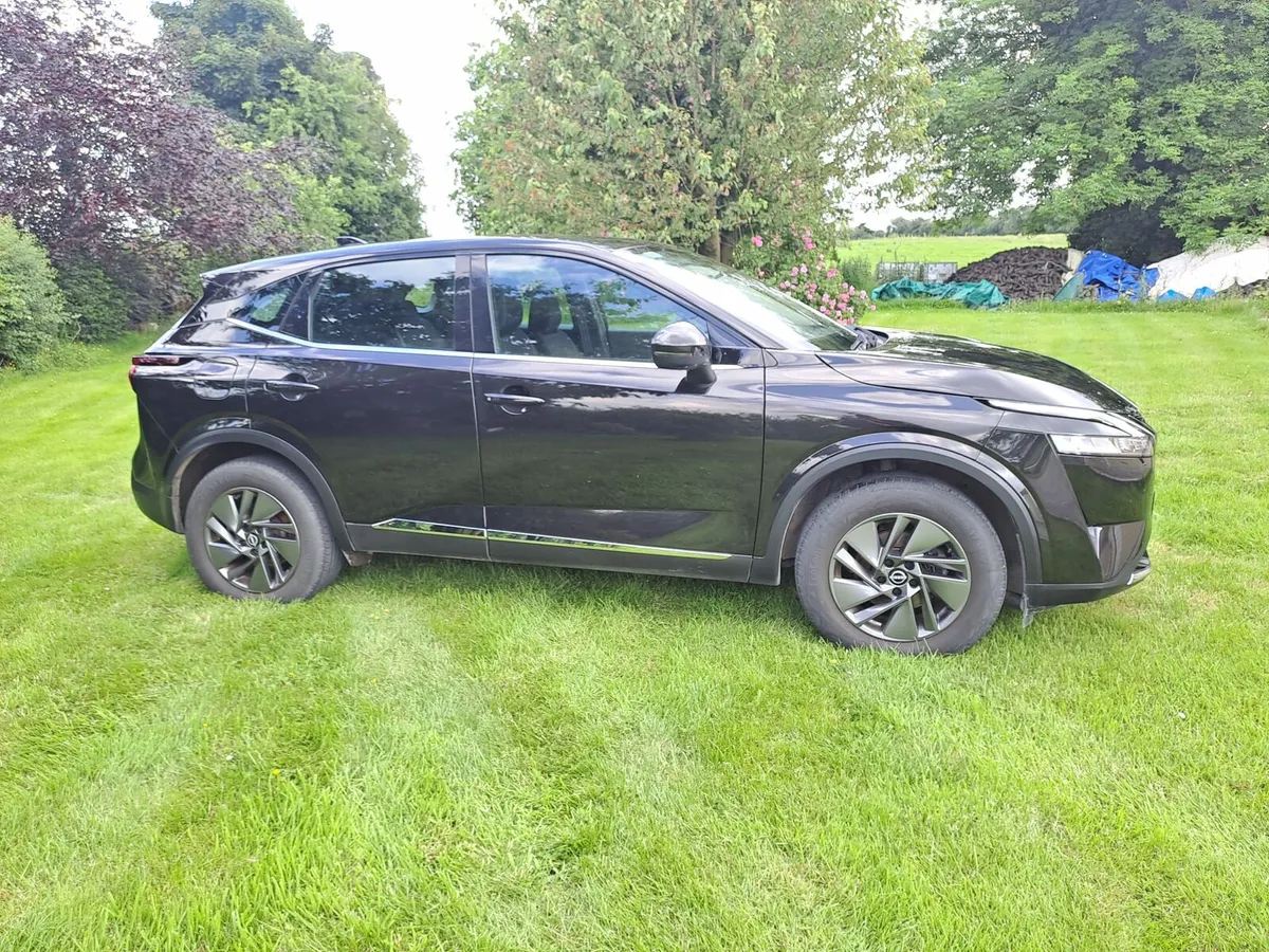 Nissan QASHQAI QQ 1.3 HYB SV MY2 4DR - Image 4