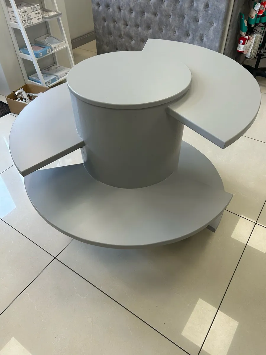 Tiered Clothing Stand - Image 2