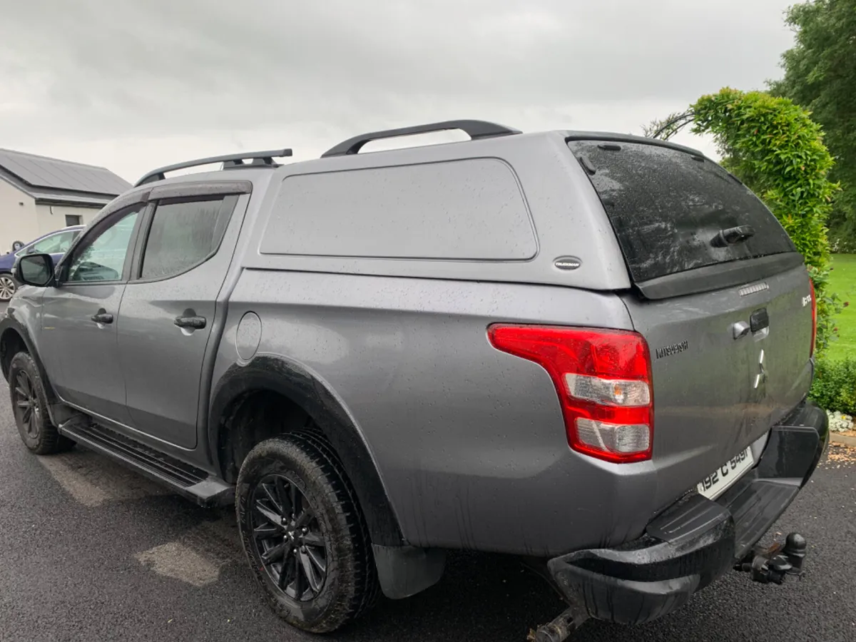 Mitsubishi L200 2019 Auto ,leather - Image 4