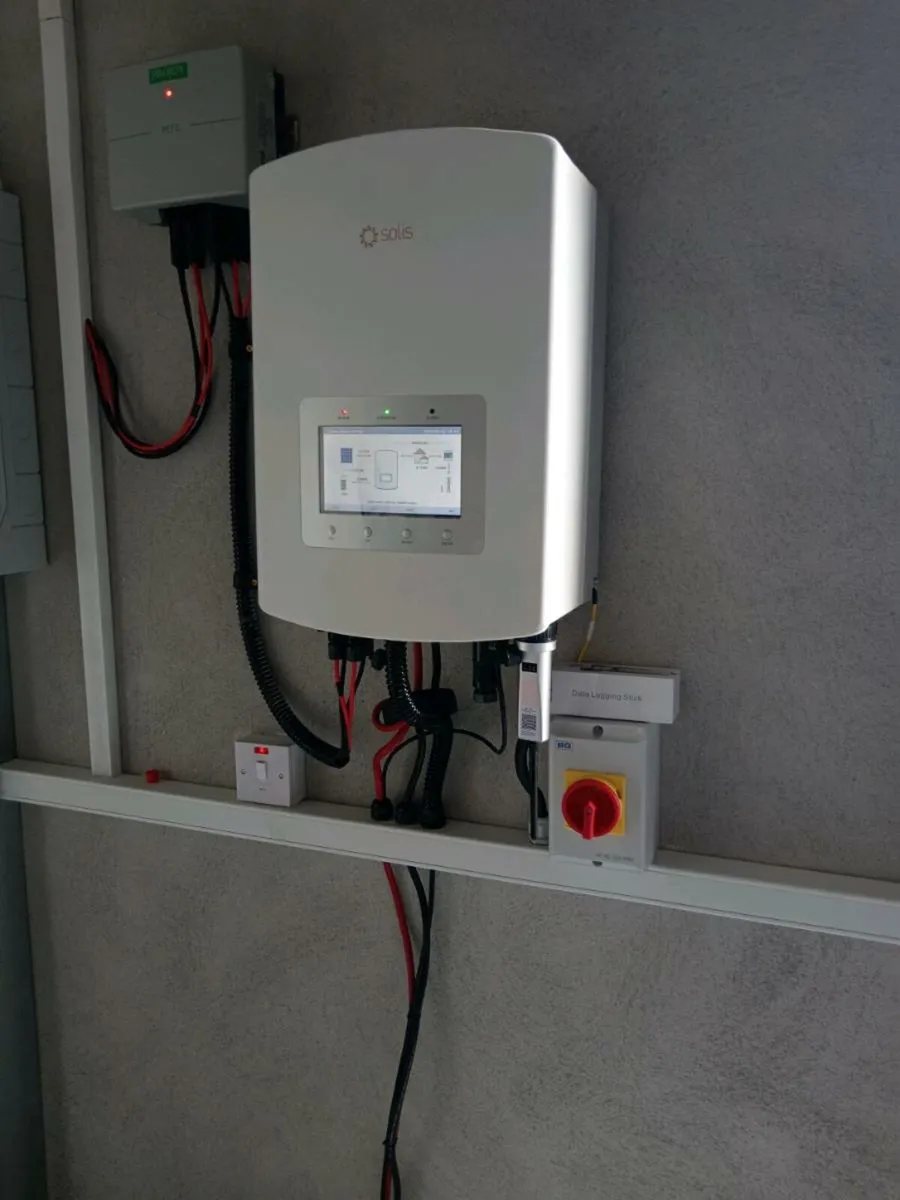 Brand new solis 5kw hybrid DIY kit 16kwh battery - Image 1