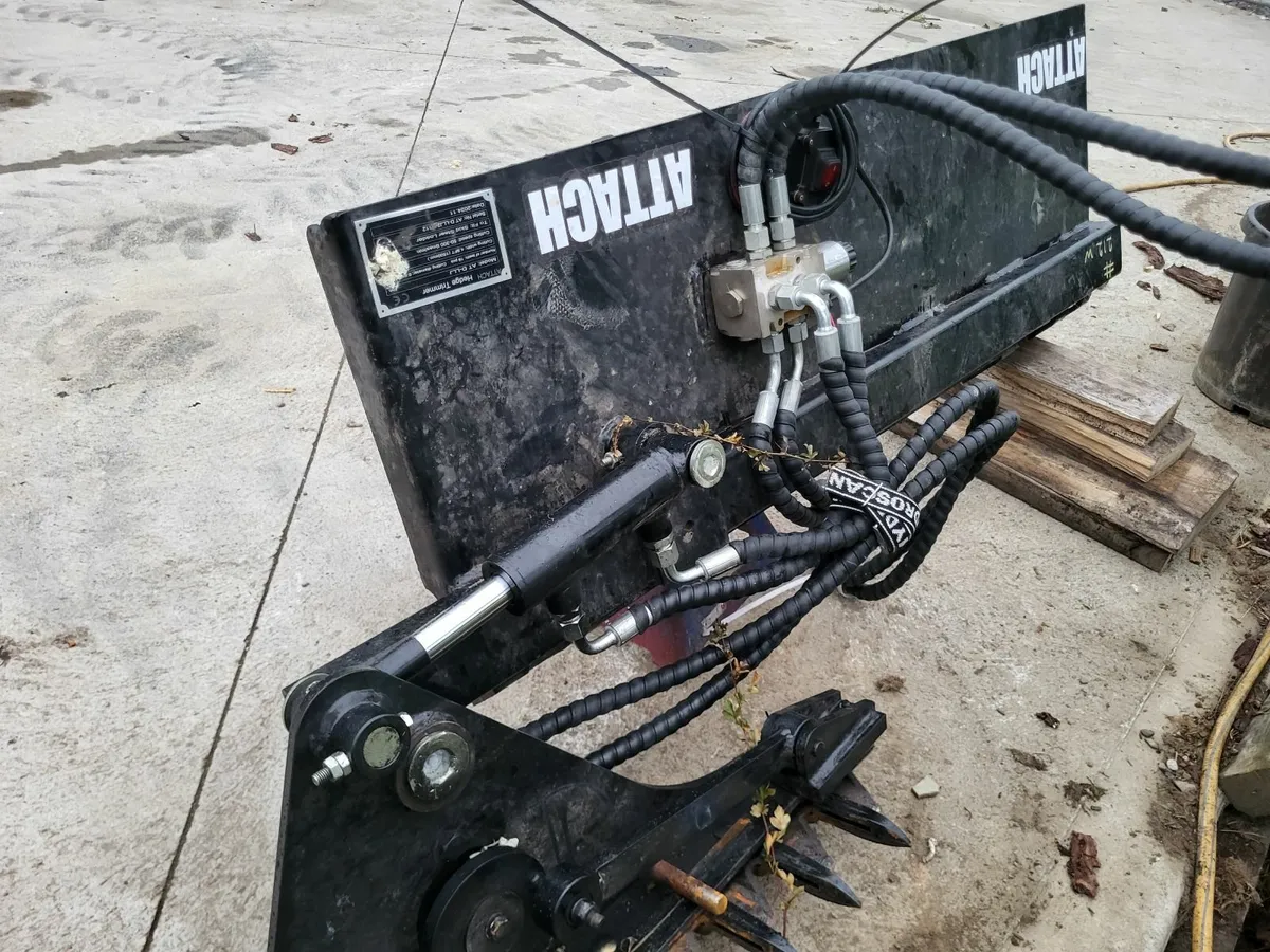 Bobcat hedge cutter - Image 1