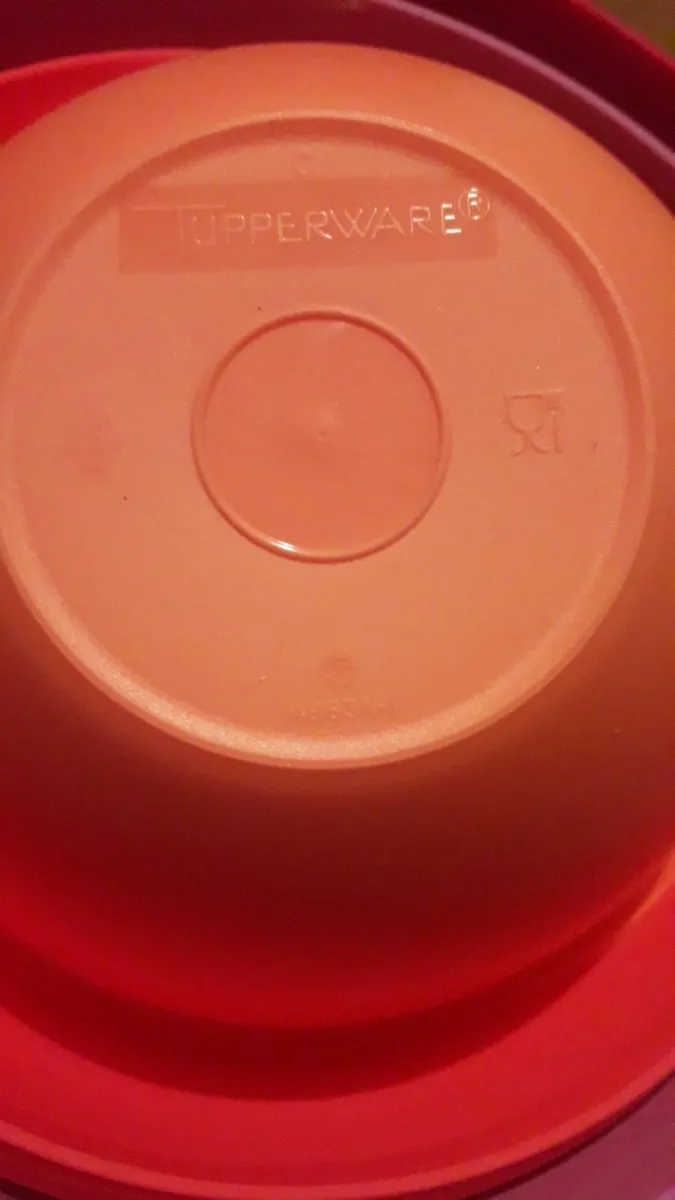 Tupperware bowl set - Image 2