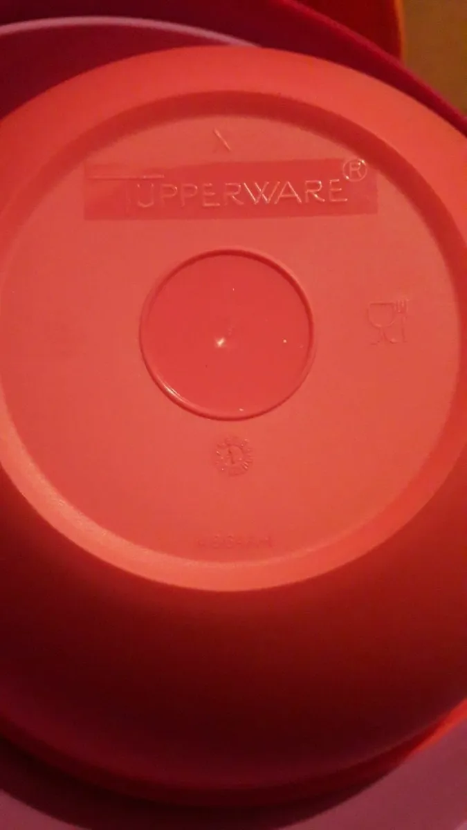 Tupperware bowl set - Image 3