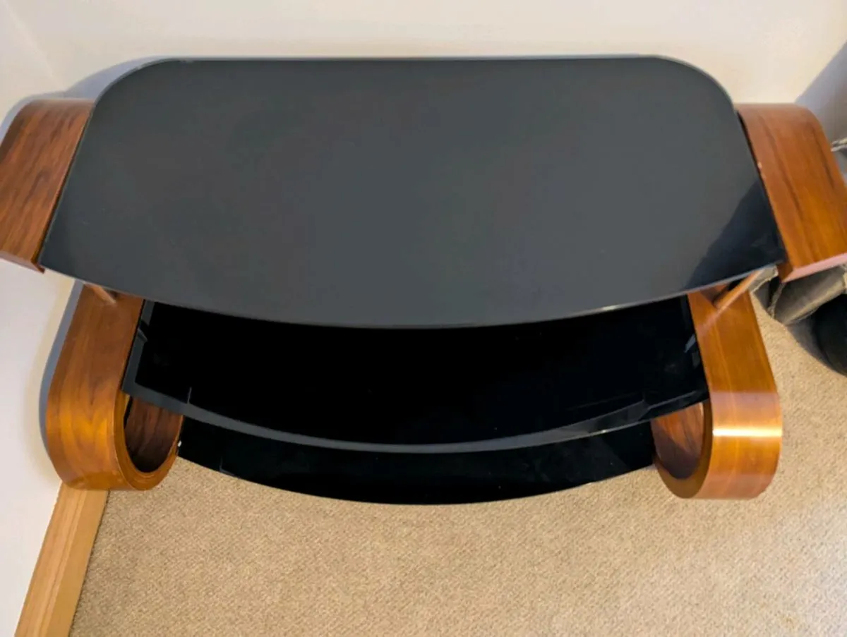 TV Stand - Image 4