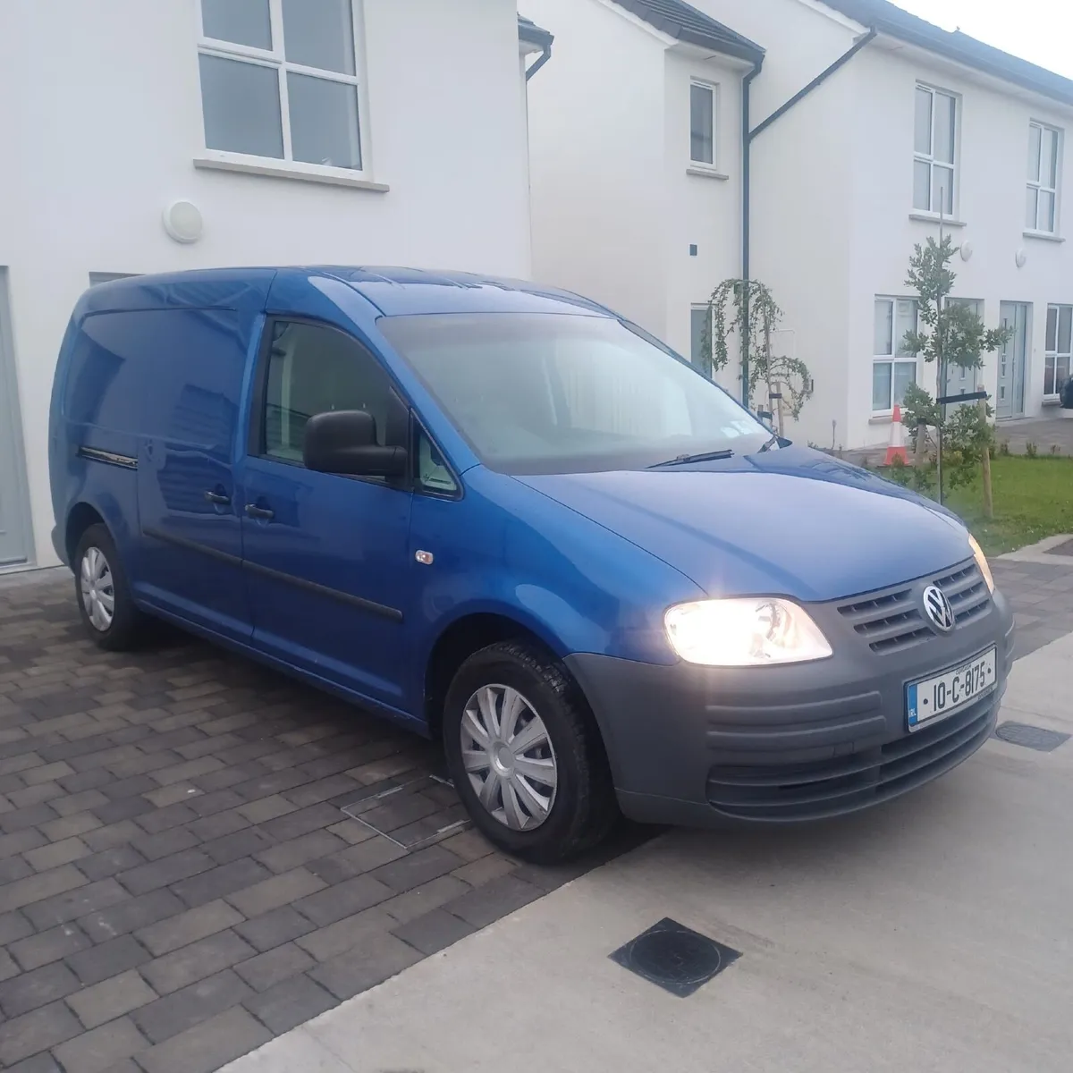 Volkswagen Caddy Maxi 1.9 TDI 2010 - Image 2
