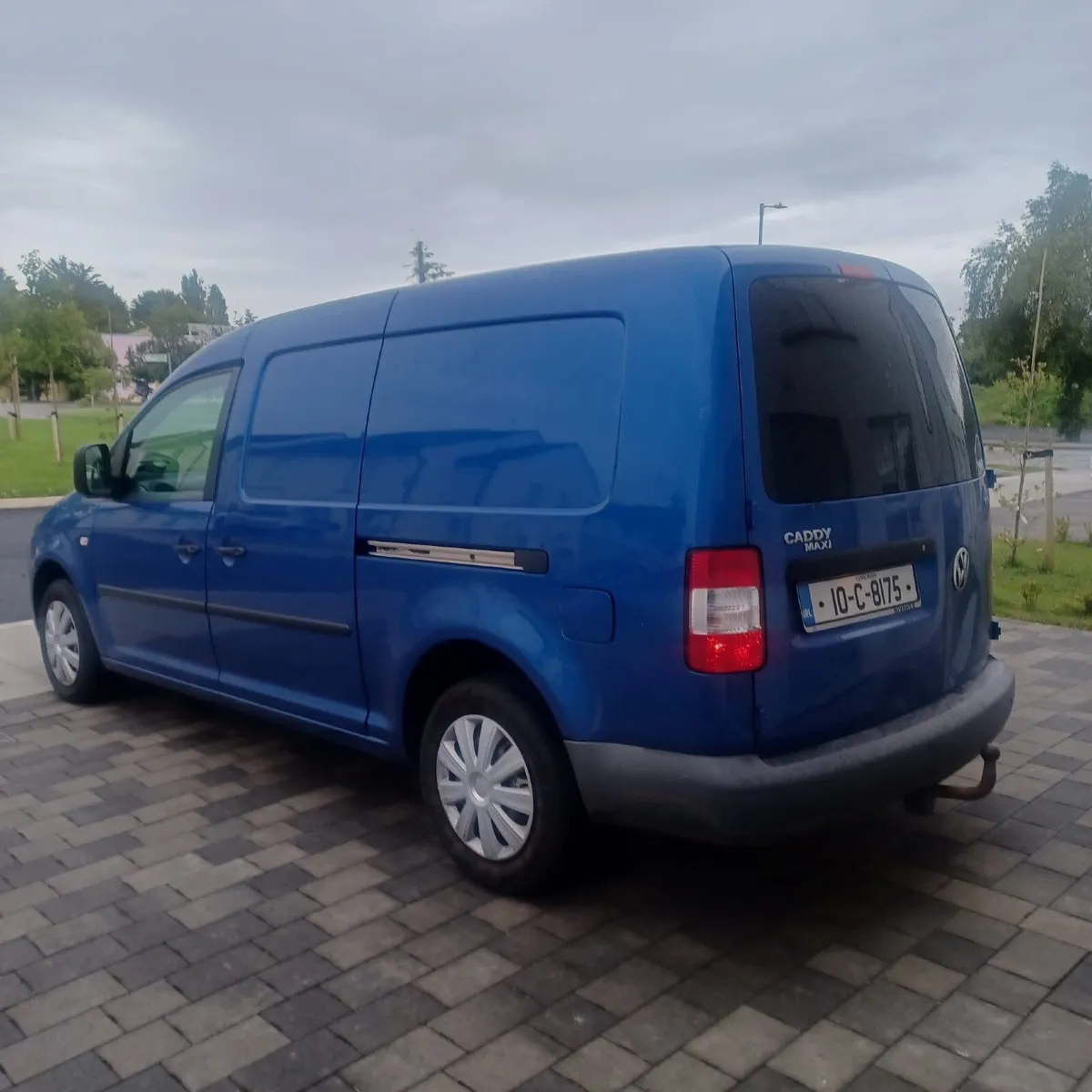 Volkswagen Caddy Maxi 1.9 TDI 2010 - Image 4
