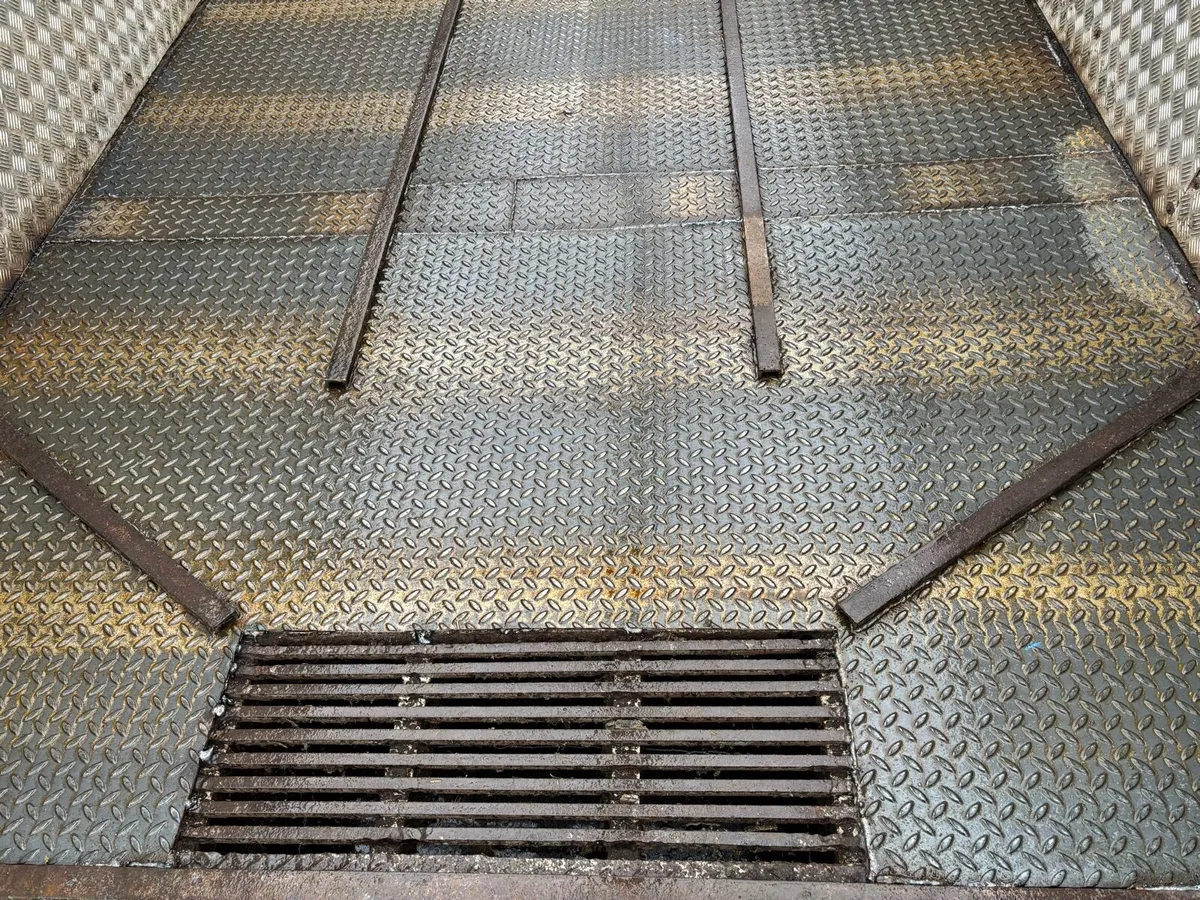 17ft Dooley cattle trailer - Image 3
