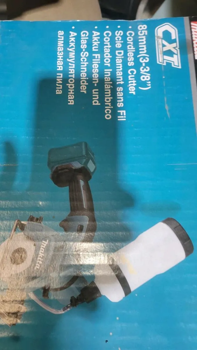 Makita tile cutter x 2 - Image 2