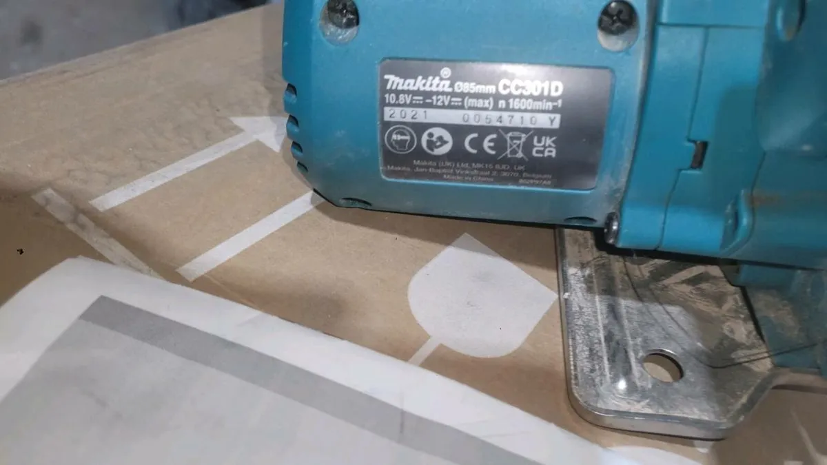 Makita tile cutter x 2 - Image 3