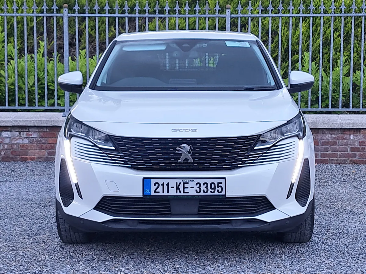 Peugeot 3008 Van Allure Model 1.5 Diesel. - Image 1