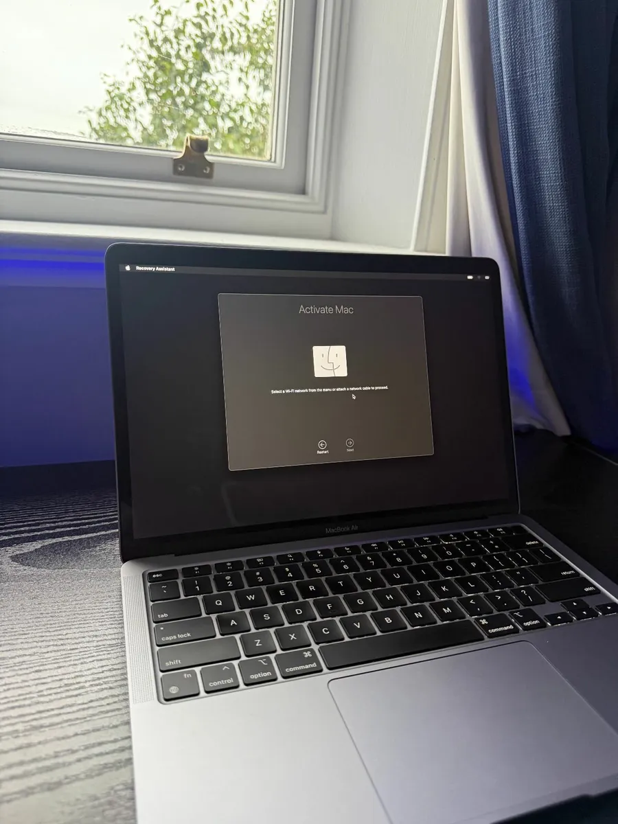 MacBook Air M1 2020 13" - Image 3