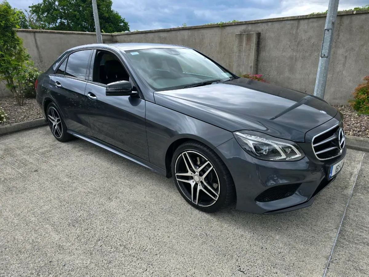 Mercedes E220 Amg - Image 2