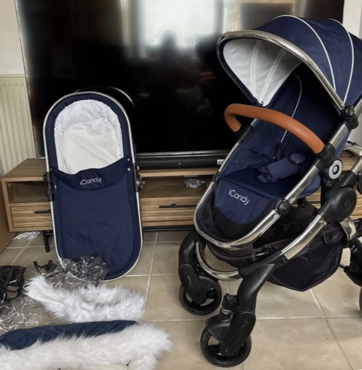 Icandy peach bundle&footmuff, maxicosi&isofix - Image 2