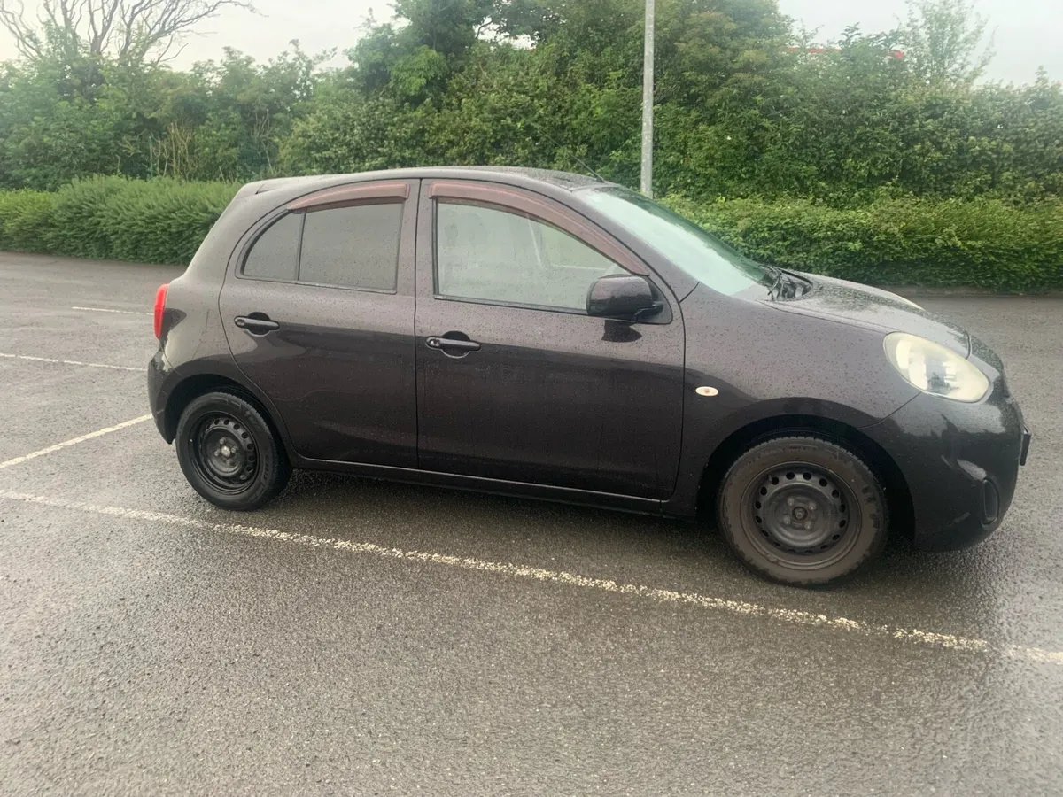 Nissan March 2013 Automatic - Image 4