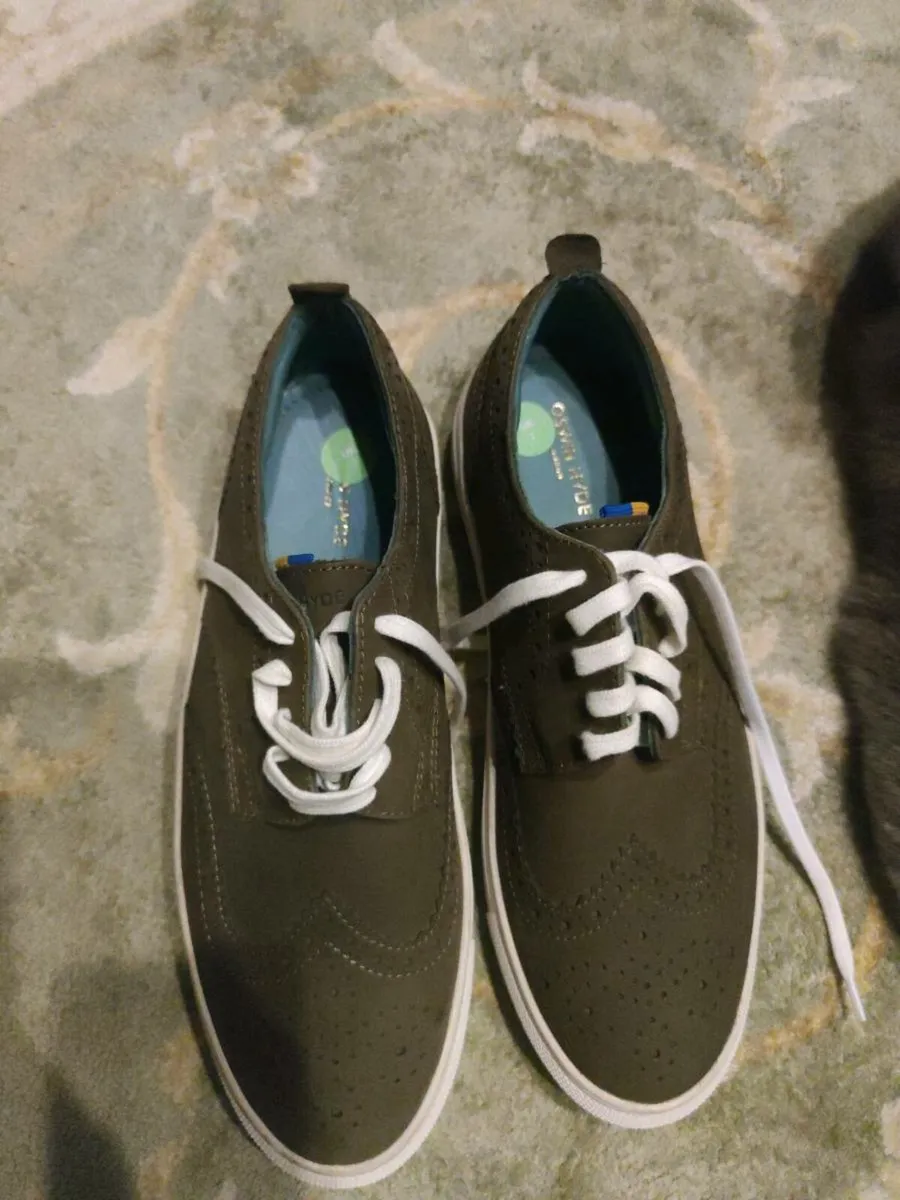 Shoes - Image 2