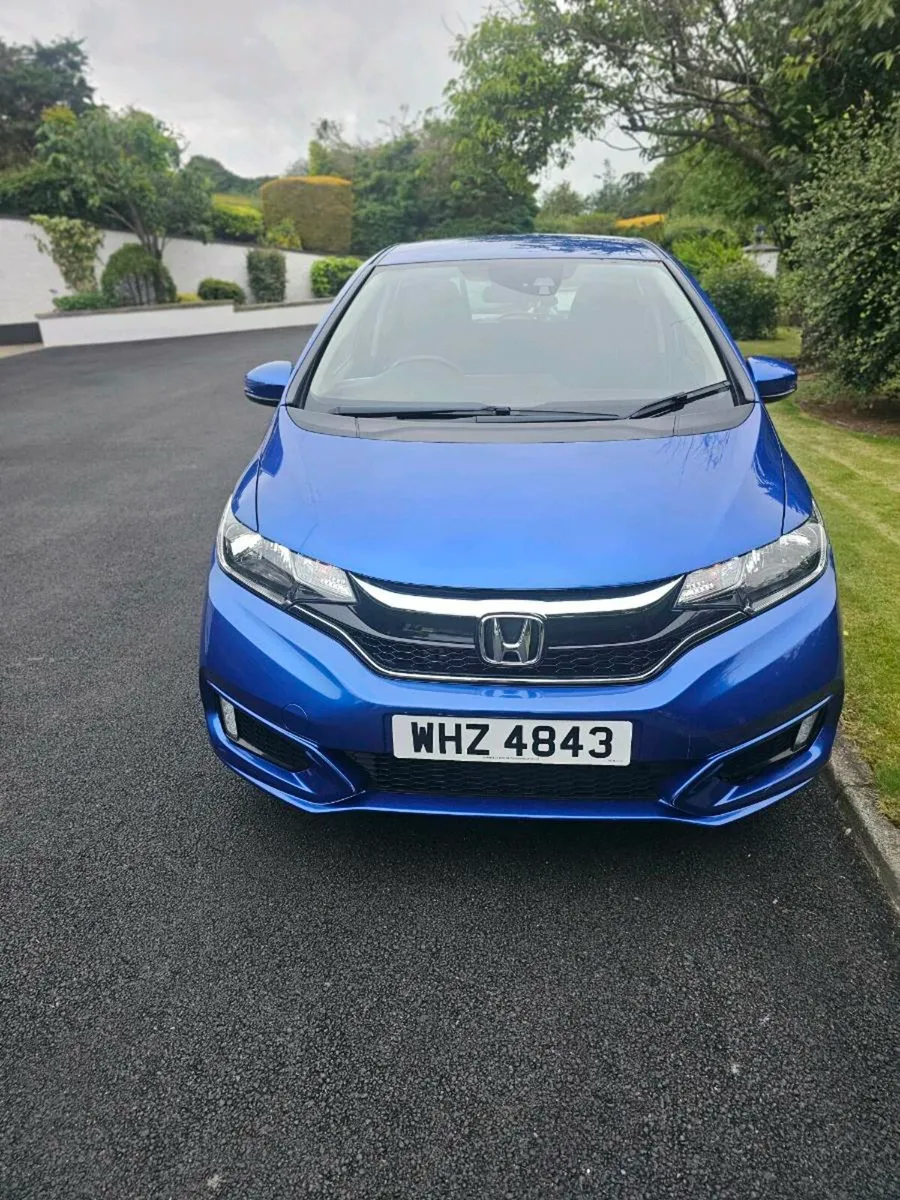 2018 honda jazz - Image 3