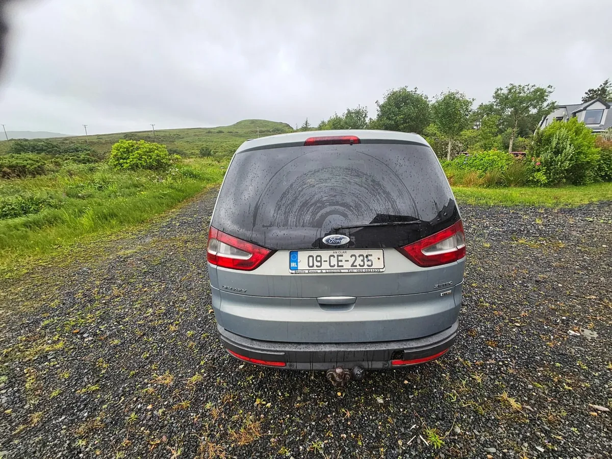 Ford Galaxy 2009 - Image 4