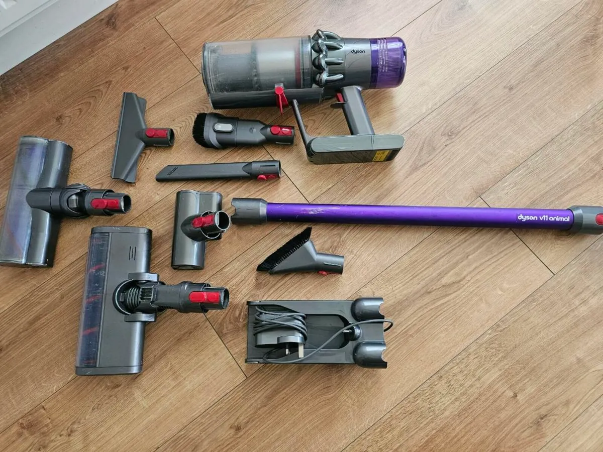 Dyson V11 animal, Excellent condition - Image 3