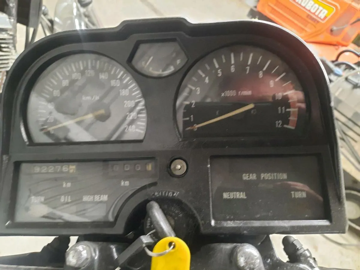 Suzuki gsx 750 project - Image 3
