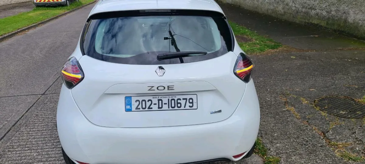 Renault Zoe Electric AUTOMATIC - Image 3