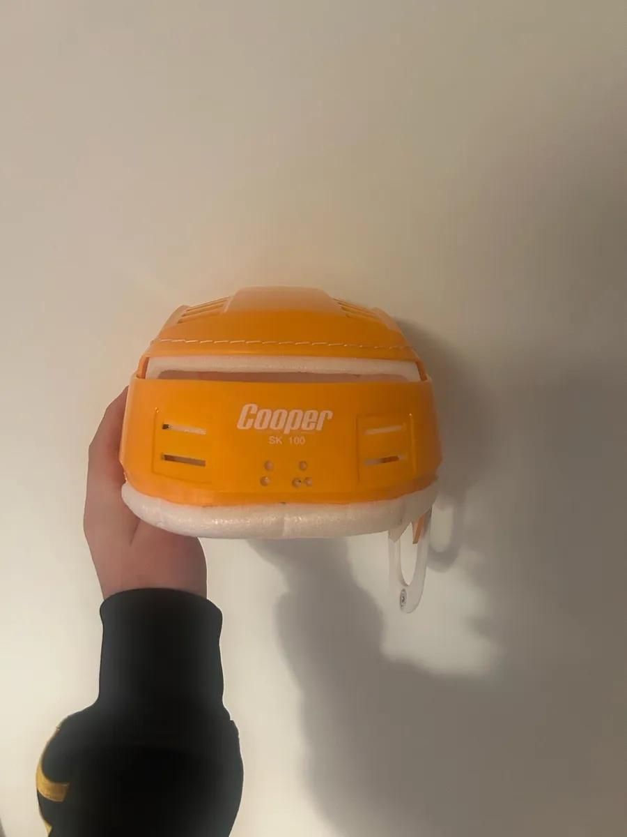 Swap Replica Oldstyle For Oldstyle Guard - Image 1