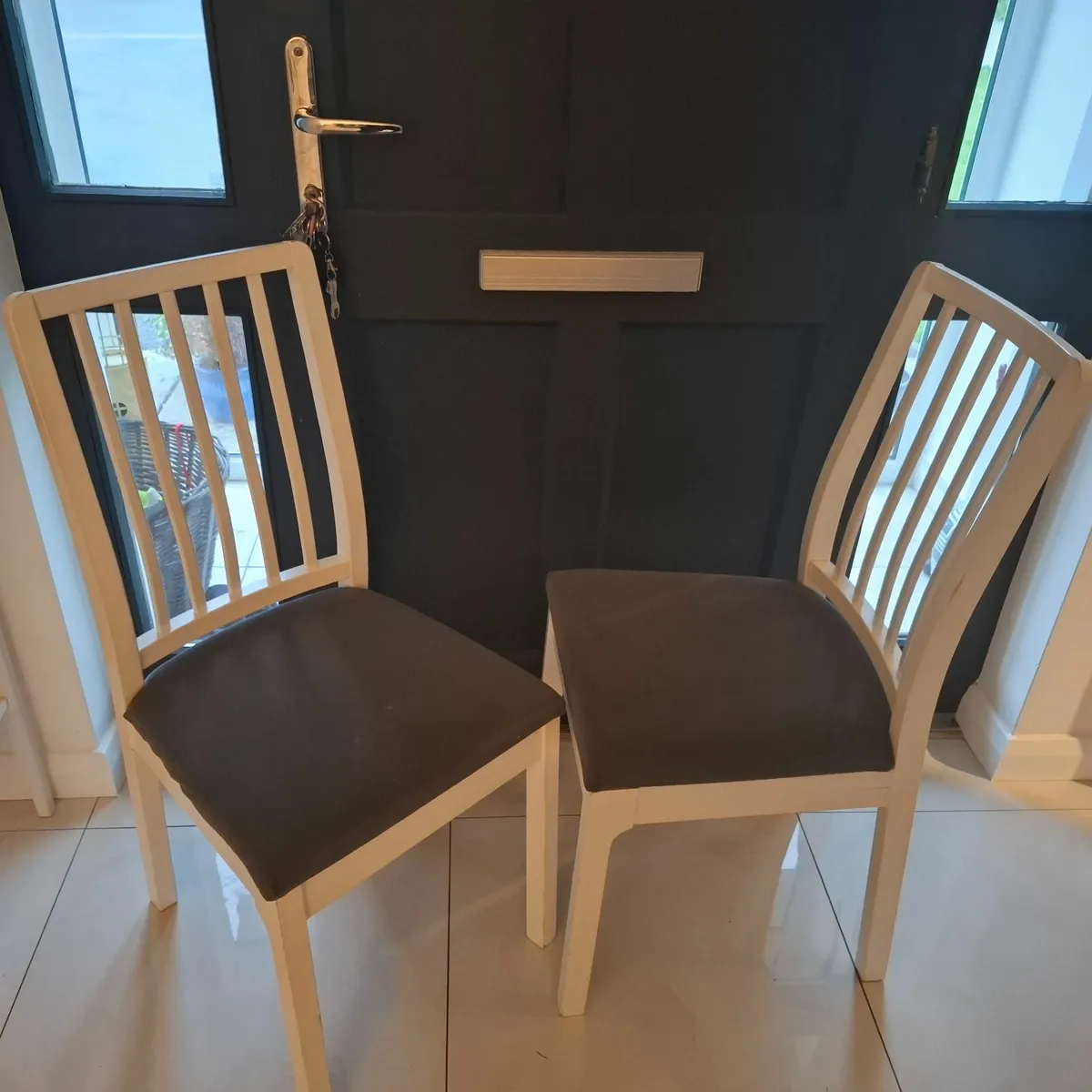 Kitchen chairs - Image 1