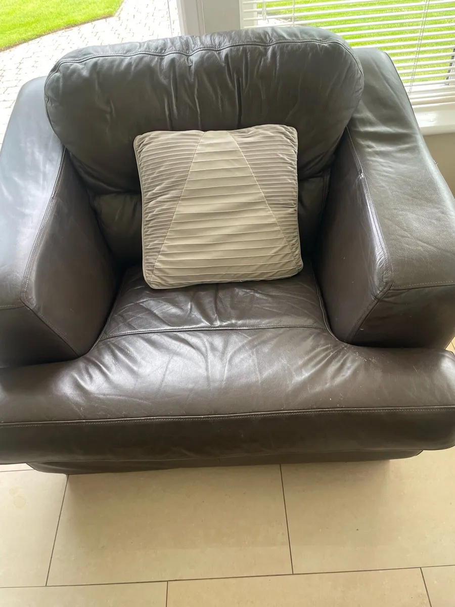Furniture - Image 3