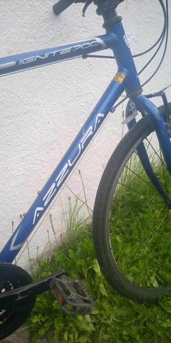 Azzura L Hybrid Bike  28" - Image 2